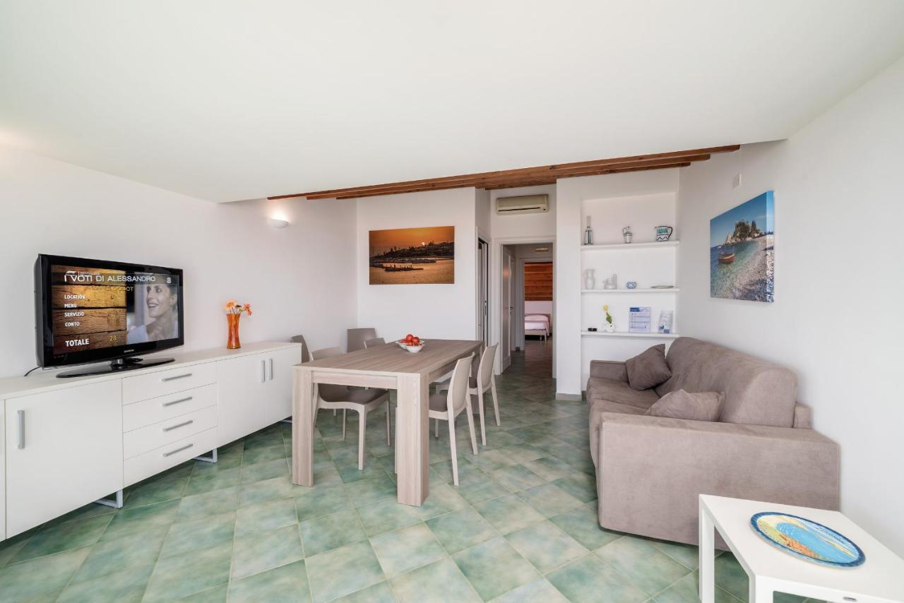 Archimede, Appartamento Con Vista In Centro A Marina Di Ragusa Dış mekan fotoğraf