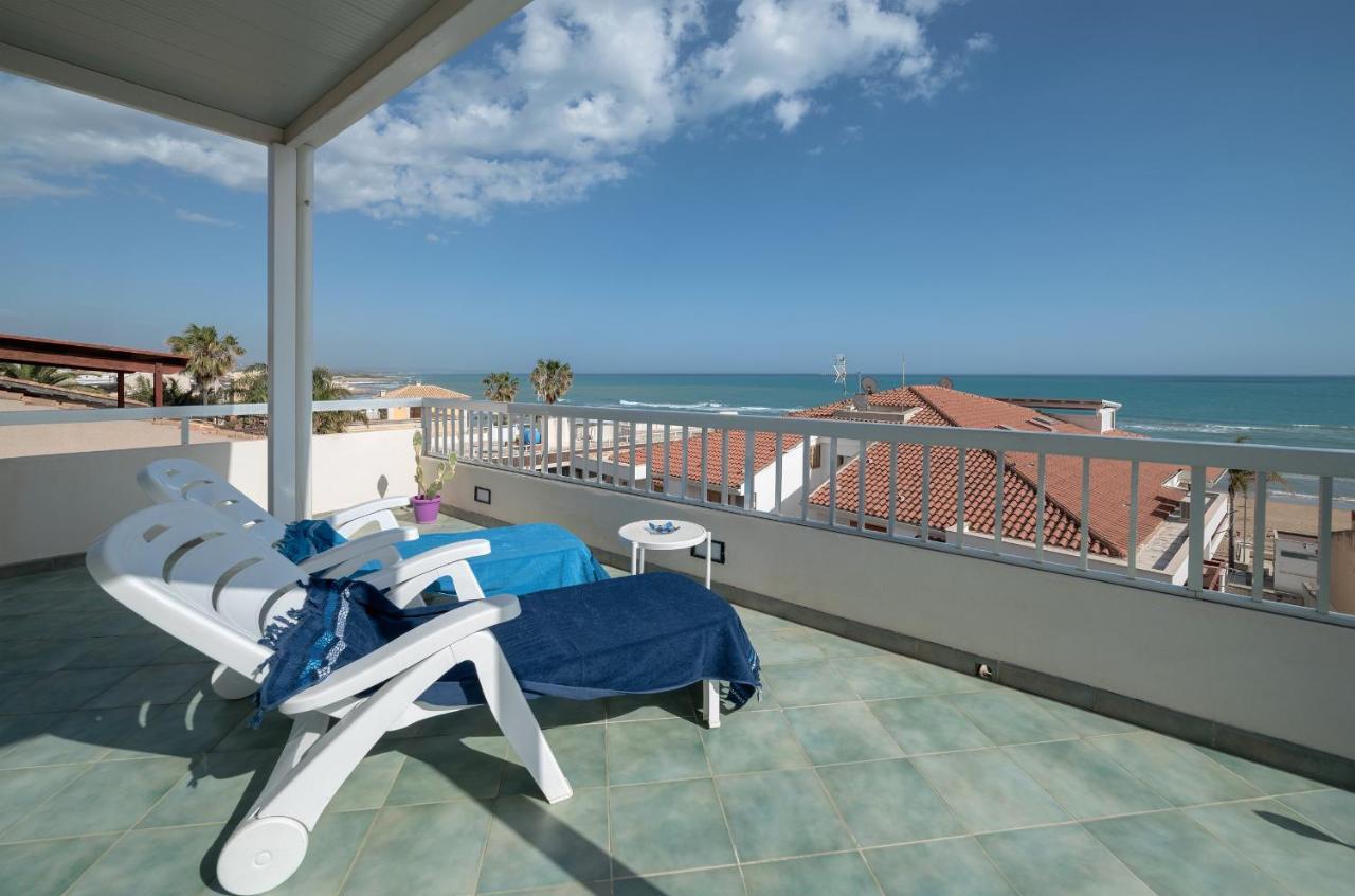 Archimede, Appartamento Con Vista In Centro A Marina Di Ragusa Dış mekan fotoğraf