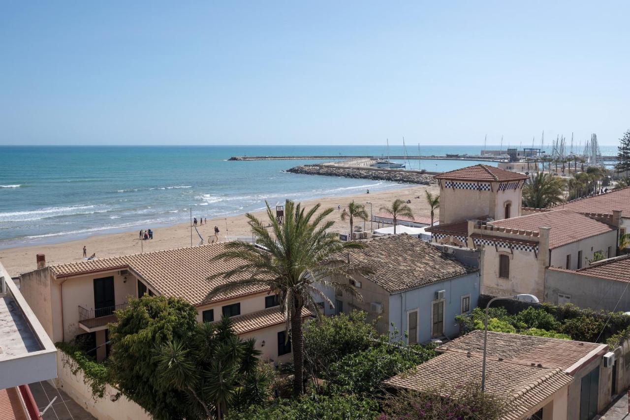 Archimede, Appartamento Con Vista In Centro A Marina Di Ragusa Dış mekan fotoğraf