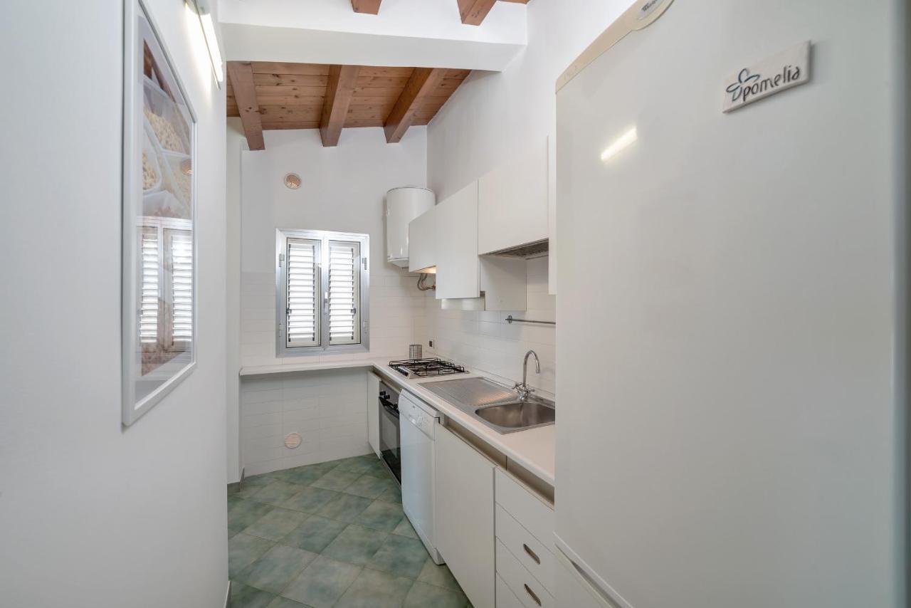Archimede, Appartamento Con Vista In Centro A Marina Di Ragusa Dış mekan fotoğraf