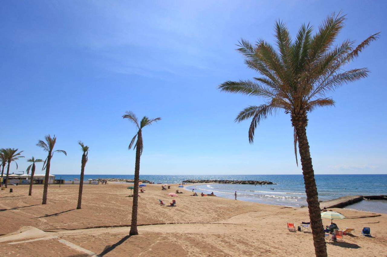 Archimede, Appartamento Con Vista In Centro A Marina Di Ragusa Dış mekan fotoğraf