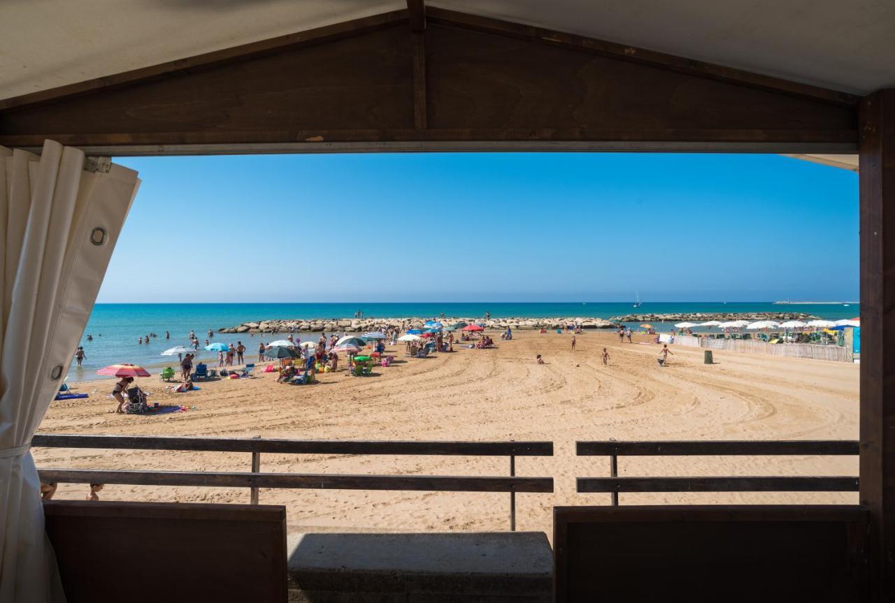 Archimede, Appartamento Con Vista In Centro A Marina Di Ragusa Dış mekan fotoğraf