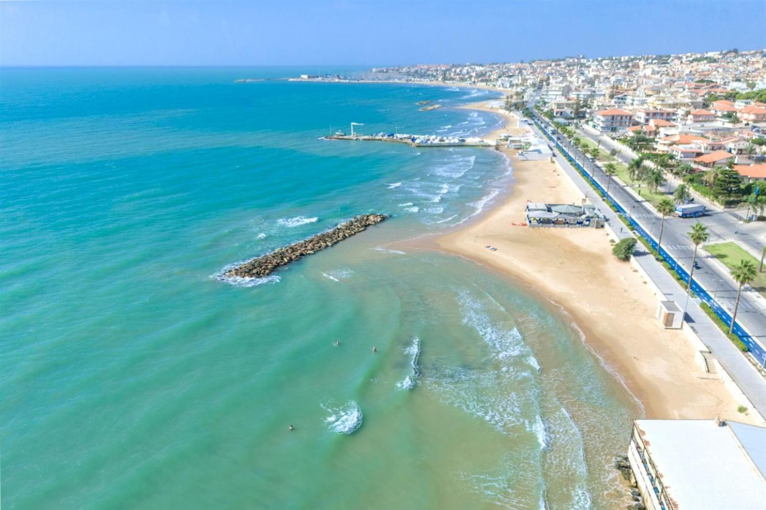 Archimede, Appartamento Con Vista In Centro A Marina Di Ragusa Dış mekan fotoğraf